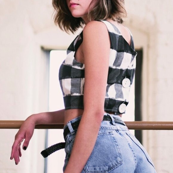 Urban Outfitters Black and White Crop Top with Button Back - Picture 3 of 5